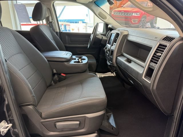 Used 2019 RAM 1500 Express w/ Wheel & Sound Group AWD/4WD image 9