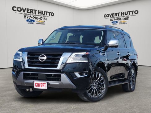 Used 2022 Nissan Armada Platinum w/ Captain's Chairs Package RWD image 1