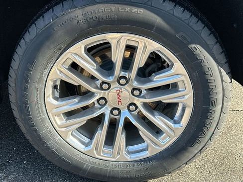 Used 2021 GMC Yukon SLT image 32