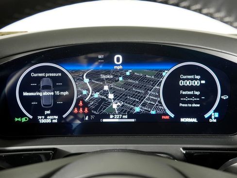 Certified 2025 Porsche Cayenne GTS AWD/4WD image 26