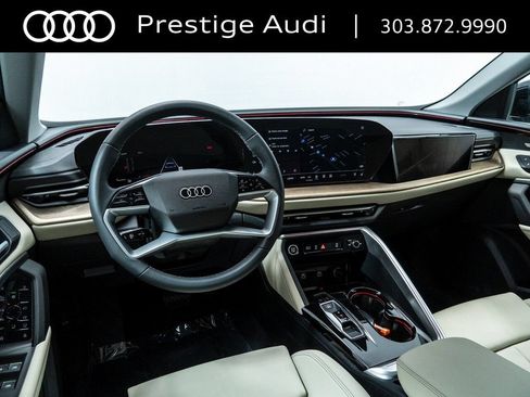 Used 2025 Audi Q5 Prestige AWD/4WD image 5