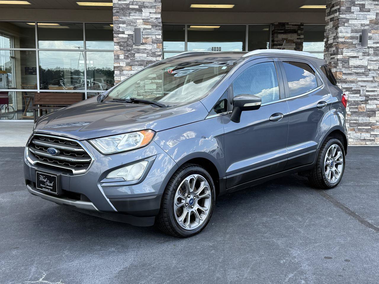 Used 2018 Ford EcoSport Titanium FWD image 1