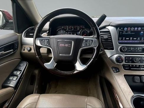 Used 2018 GMC Yukon SLT w/ Open Road Package AWD/4WD image 8