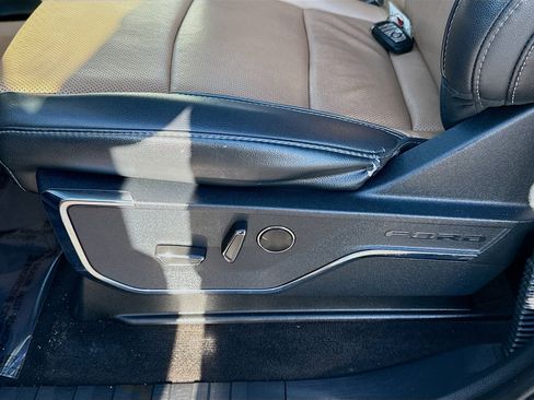 Used 2021 Ford F150 Lariat w/ Equipment Group 502A High image 17