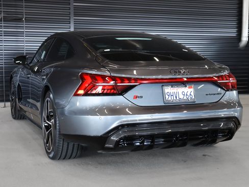 Used 2023 Audi RS e-tron GT w/ Carbon Performance Package AWD/4WD image 2
