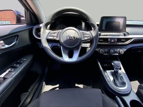 Used 2021 Kia Forte LXS FWD image 6