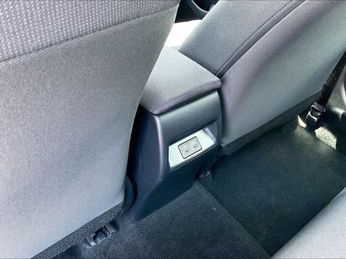 Used 2024 Toyota Corolla LE FWD image 10