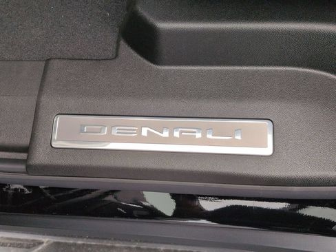 New 2026 GMC Yukon Denali w/ Advanced Technology Package AWD/4WD image 24