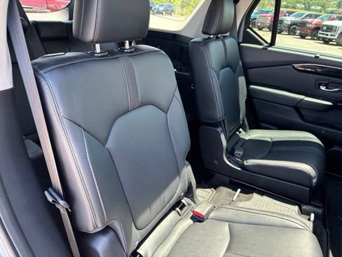 Used 2023 Honda Pilot Touring image 22