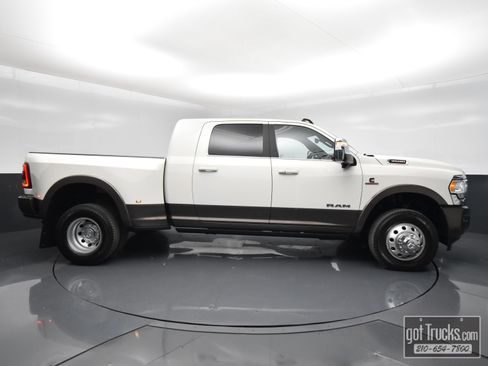 Used 2023 RAM 3500 Limited AWD/4WD image 52