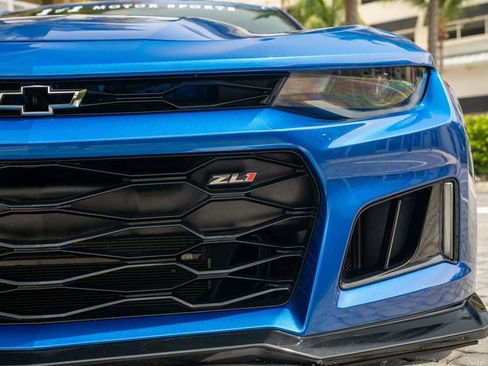 Used 2018 Chevrolet Camaro ZL1 RWD image 39