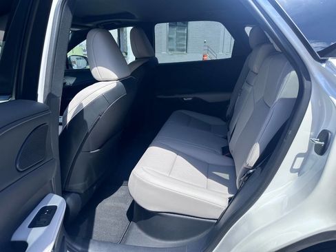 Used 2025 Lexus RX 350 Premium Plus w/ Convenience Package AWD/4WD image 7