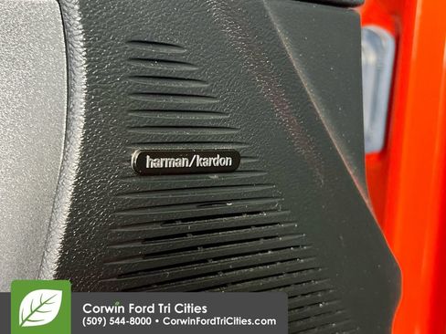 Used 2016 Dodge Challenger SRT Hellcat RWD image 13
