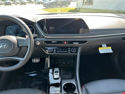 Used 2020 Hyundai Sonata SEL Plus w/ Tech Package FWD image 13
