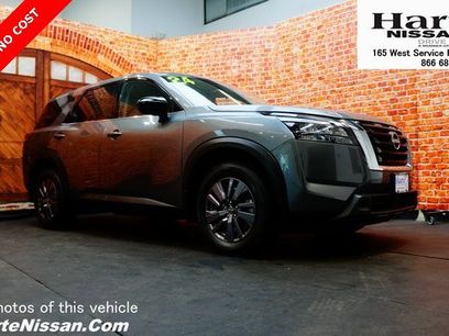Used 2024 Nissan Pathfinder S