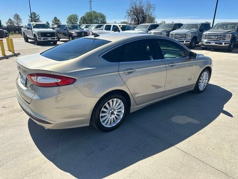 Used 2015 Ford Fusion Energi SE FWD image 5