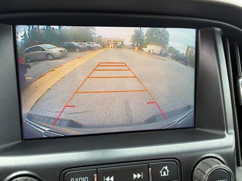 Used 2017 Chevrolet Colorado Z71 image 14