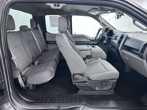 Used 2018 Ford F150 XLT w/ Equipment Group 301A Mid RWD image 36