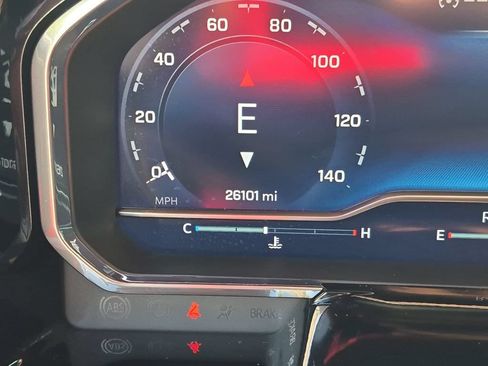 Used 2024 Chevrolet Silverado 1500 LT RWD image 15