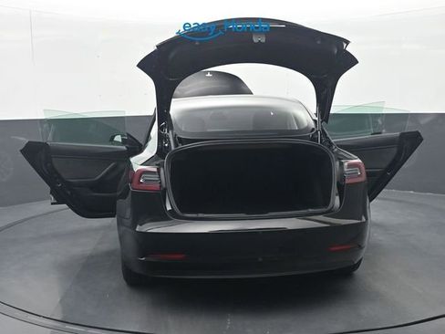 Used 2022 Tesla Model 3 Long Range AWD/4WD image 38