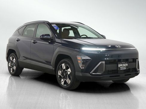 Used 2024 Hyundai Kona SEL image 7