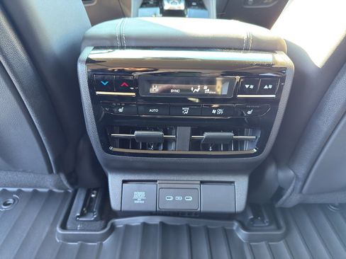 New 2026 Acura MDX SH-AWD w/ Advance Package image 25