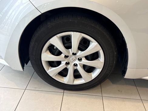 Used 2024 Toyota Corolla LE FWD image 15