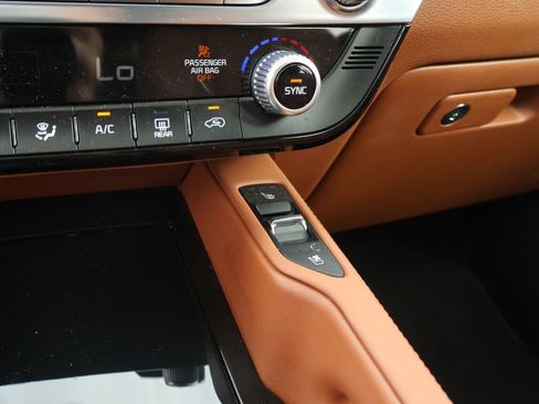 Certified 2025 Kia Telluride SX Prestige X-Pro AWD/4WD image 49