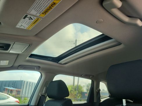 Used 2023 Honda CR-V EX image 32