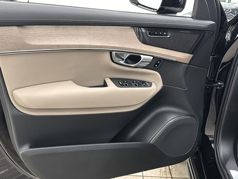 New 2026 Volvo XC90 T8 Plus w/ Protection Package Premier image 21