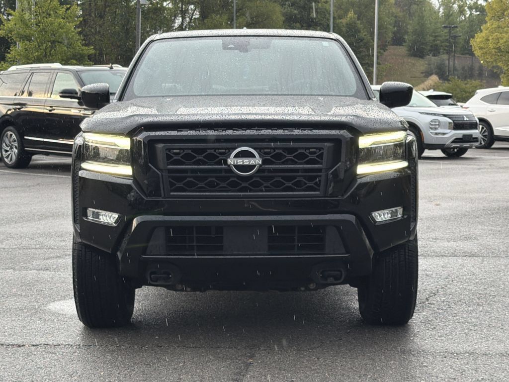 Used 2023 Nissan Frontier SV w/ Midnight Edition Package AWD/4WD image 8