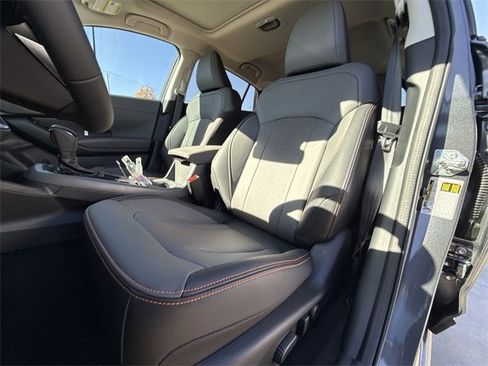 New 2025 Subaru Crosstrek 2.5i Limited w/ Crosstrek Mirror Package image 11