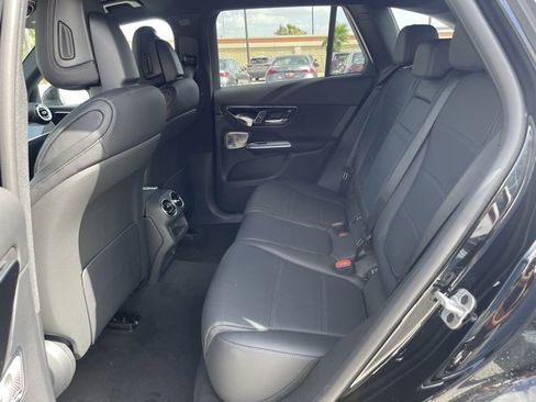 New 2025 Mercedes-Benz GLC 300 image 18