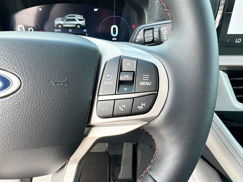 New 2026 Ford Explorer Active w/ Active Comfort Package RWD image 14