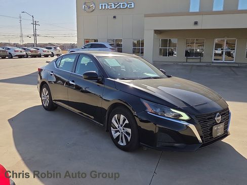 Used 2023 Nissan Altima 2.5 S image 1
