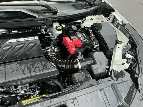 Used 2025 Nissan Rogue SV FWD image 19