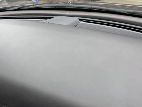 Used 2011 Ferrari 458 Italia Coupe RWD image 30