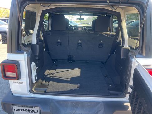 Used 2020 Jeep Wrangler Unlimited Sport S AWD/4WD image 15