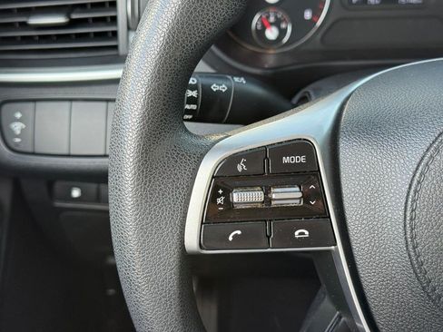 Used 2019 Kia Sorento L FWD image 21