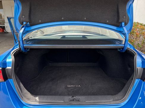 Used 2025 Nissan Sentra SV FWD image 30