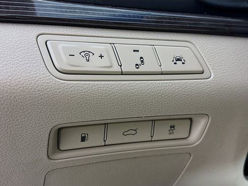 Used 2018 Hyundai Sonata Limited w/ Ultimate Package 02 image 10