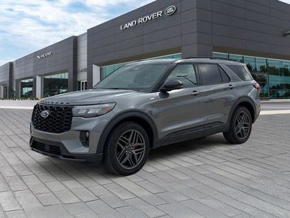 Used 2025 Ford Explorer ST-Line w/ ST-Line Street Pack