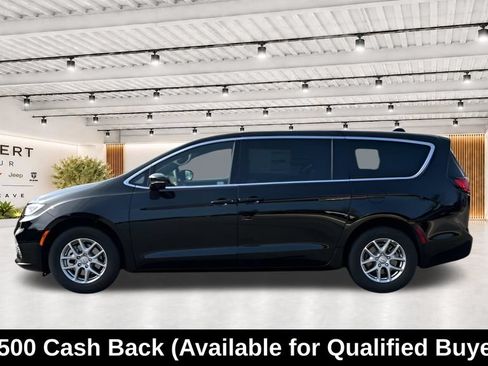 New 2026 Chrysler Pacifica Select FWD image 6