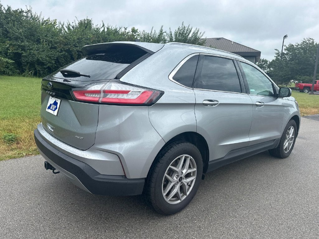 Used 2024 Ford Edge SEL w/ Convenience Package AWD/4WD image 13