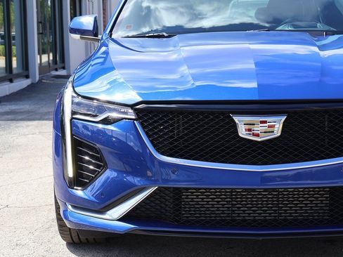 Used 2023 Cadillac CT4 Sport w/ LPO, Bronce Accent Package image 13