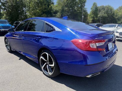 Used 2018 Honda Accord Sport image 6