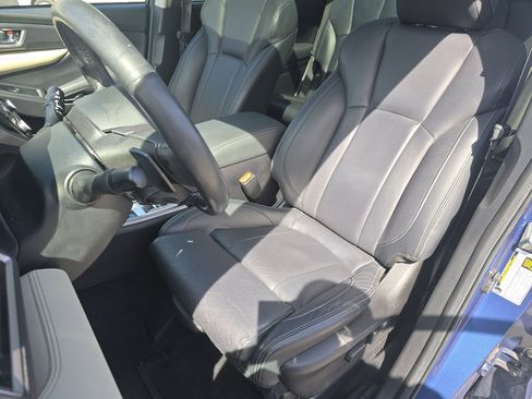 Used 2022 Subaru Ascent Limited w/ Technology Package image 26