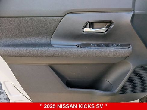Certified 2025 Nissan Kicks SV AWD/4WD image 11