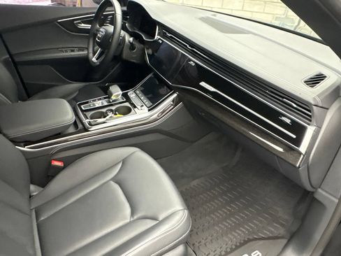 Certified 2025 Audi Q8 Premium Plus AWD/4WD image 25