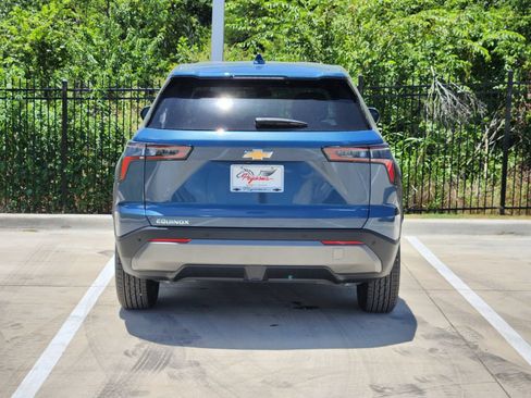 New 2027 Chevrolet Equinox LT FWD image 8